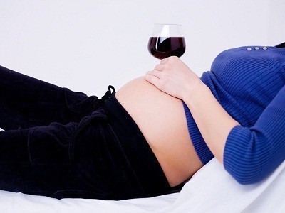 glass of wine on the stomach