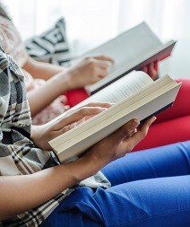 Kids reading books